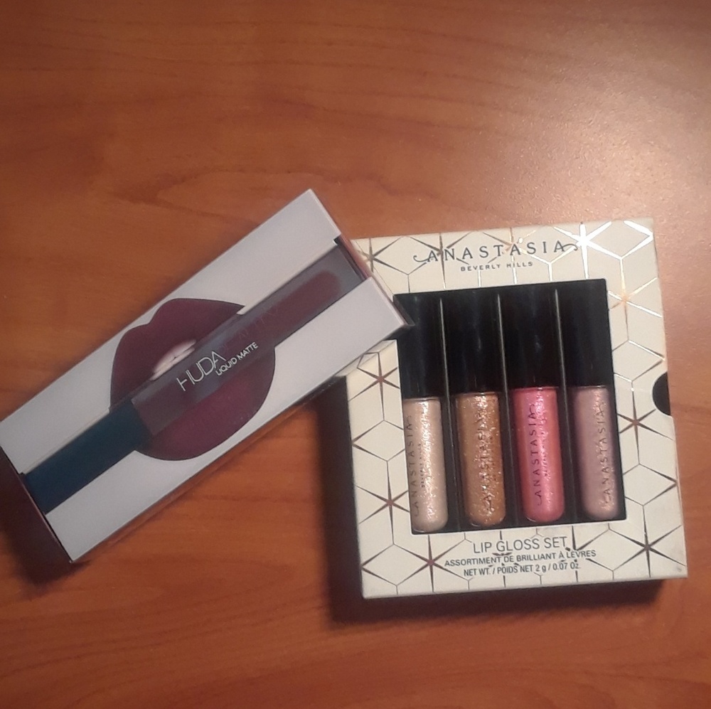 Lip gloss